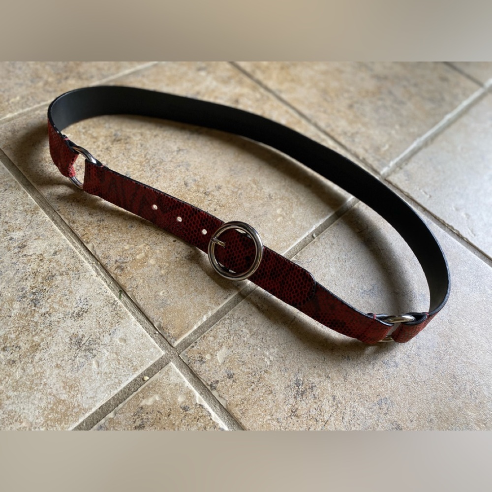 NWOT Chicos - Leather belt (burgundy/orange/brown snakeskin pattern) bel…